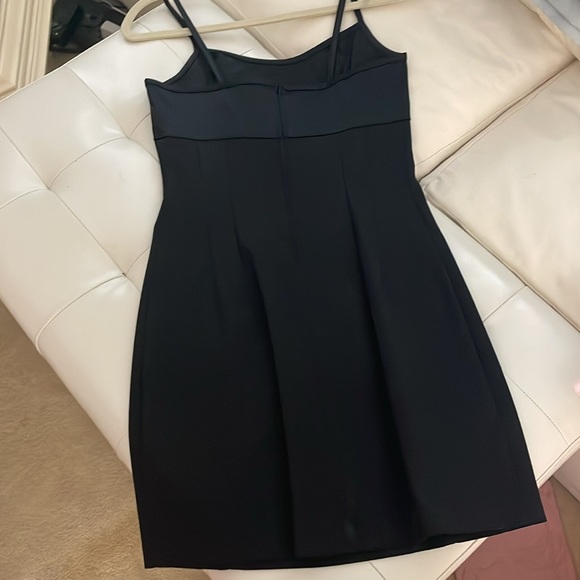 Cache Mini Dress - Picture 5 of 8